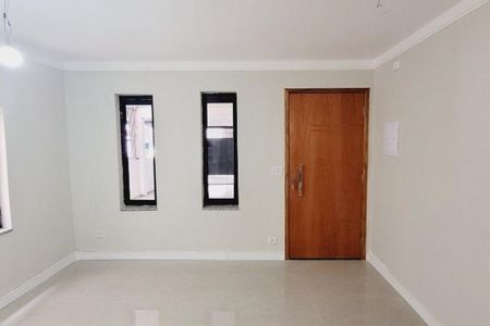 Casa à venda com 196m², 3 quartos e 2 vagas