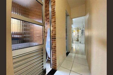 Casa à venda com 2 quartos, 104m² em Vila Pierina, São Paulo