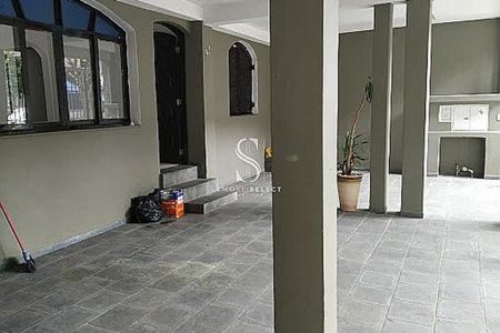 Casa à venda com 130m², 2 quartos e 3 vagas