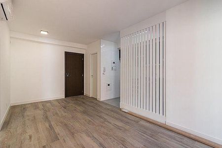 Apartamento para alugar com 1 quarto, 51m² em Alphaville Industrial, Barueri