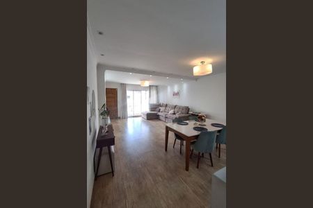 Casa à venda com 4 quartos, 269m² em Nova Petrópolis, São Bernardo do Campo