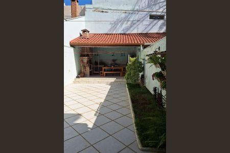 Casa à venda com 269m², 4 quartos e 4 vagas