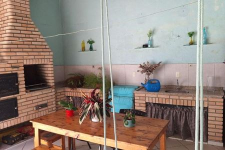 Casa à venda com 269m², 4 quartos e 4 vagas