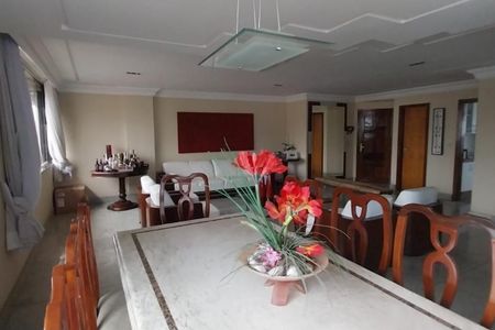 Apartamento à venda com 250m², 4 quartos e 3 vagas