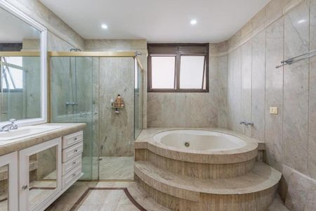 Apartamento à venda com 409m², 4 quartos e 5 vagas
