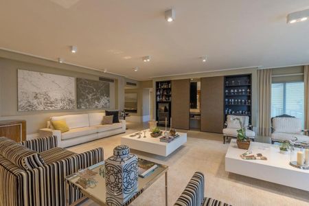 Apartamento à venda com 409m², 4 quartos e 5 vagas