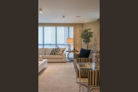 Apartamento à venda com 409m², 4 quartos e 5 vagas