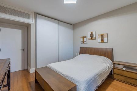 Apartamento à venda com 409m², 4 quartos e 5 vagas