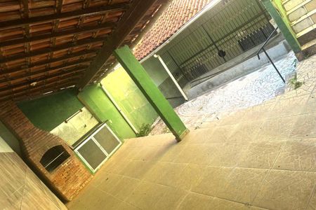 Casa à venda com 143m², 3 quartos e 2 vagas