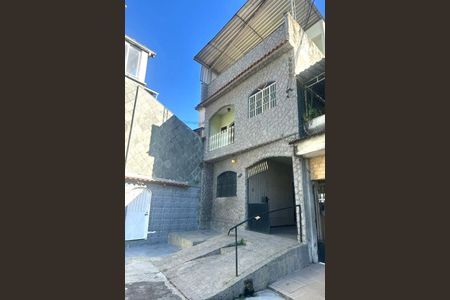 Casa à venda com 143m², 3 quartos e 2 vagas