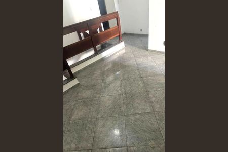 Casa à venda com 143m², 3 quartos e 2 vagas