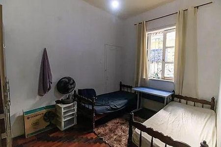 Casa à venda com 4 quartos, 250m² em Ingá, Niterói