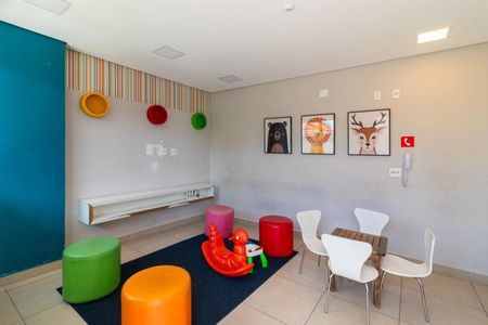 Apartamento para alugar com 1 quarto, 43m² em Jardim Tupanci, Barueri