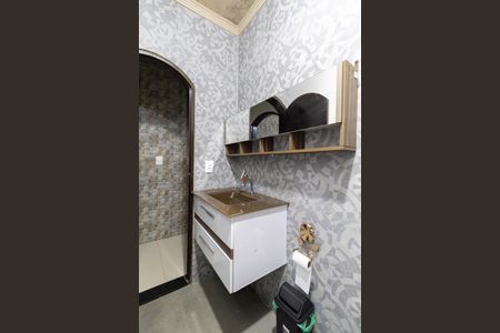 Casa para alugar com 80m², 2 quartos e 1 vaga Casa para alugar com 80m², 2 quartos e 1 vagaBanheiro