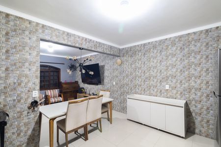 Casa para alugar com 80m², 2 quartos e 1 vaga Casa para alugar com 80m², 2 quartos e 1 vagaCozinha