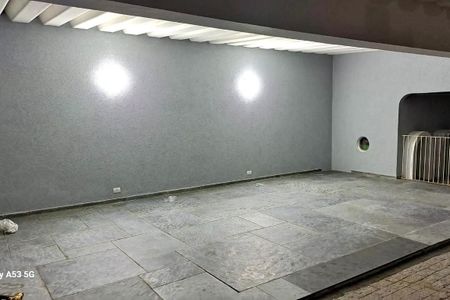 Casa para alugar com 800m², 4 quartos e 5 vagas