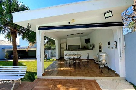 Casa para alugar com 800m², 4 quartos e 5 vagas