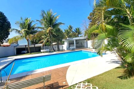 Casa para alugar com 800m², 4 quartos e 5 vagas