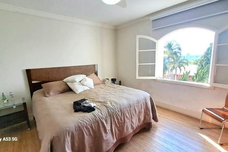 Casa para alugar com 800m², 4 quartos e 5 vagas