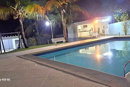 Casa para alugar com 800m², 4 quartos e 5 vagas