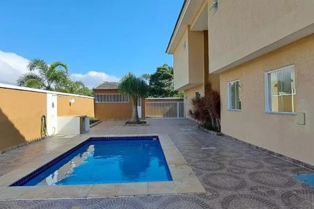 Casa à venda com 312m², 4 quartos e 2 vagas