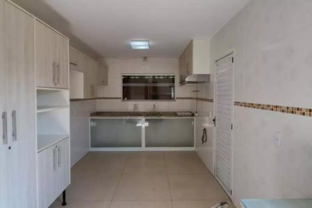 Casa à venda com 312m², 4 quartos e 2 vagas