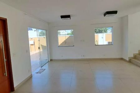 Casa à venda com 4 quartos, 312m² em Recreio dos Bandeirantes, Rio de Janeiro