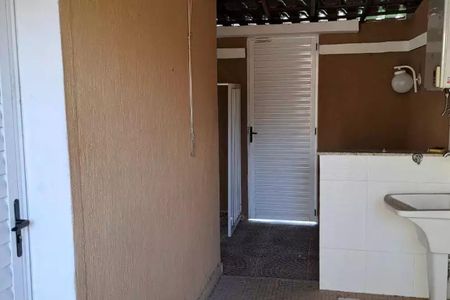 Casa à venda com 312m², 4 quartos e 2 vagas