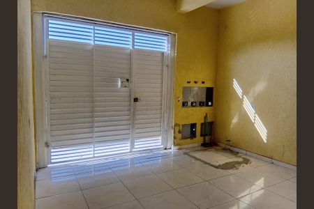 Casa para alugar com 125m², 2 quartos e 1 vaga