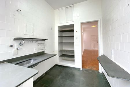 Apartamento à venda com 84m², 3 quartos e 1 vaga Apartamento à venda com 84m², 3 quartos e 1 vagaCozinha