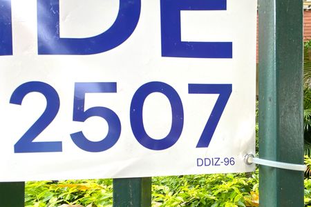 Apartamento à venda com 84m², 3 quartos e 1 vaga Apartamento à venda com 84m², 3 quartos e 1 vagaPlaca DDIZ-96