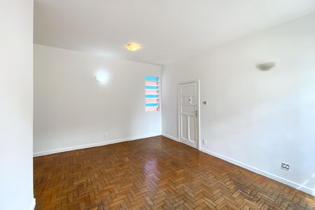 Apartamento à venda com 84m², 3 quartos e 1 vaga Apartamento à venda com 84m², 3 quartos e 1 vagaSala