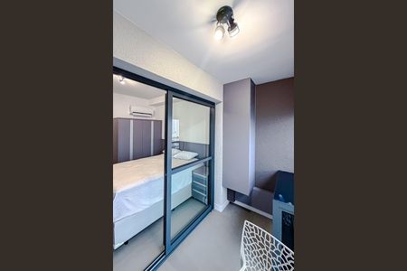 Studio para alugar com 25m², 1 quarto e sem vaga Studio para alugar com 25m², 1 quarto e sem vagaVaranda