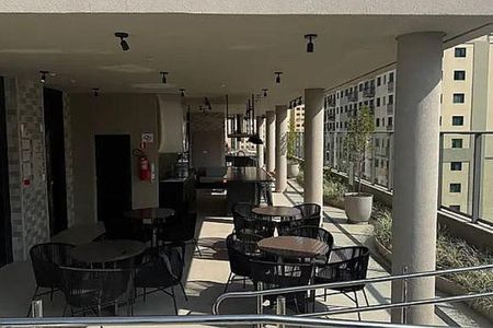 Apartamento para alugar com 1 quarto, 51m² em Alphaville Industrial, Barueri