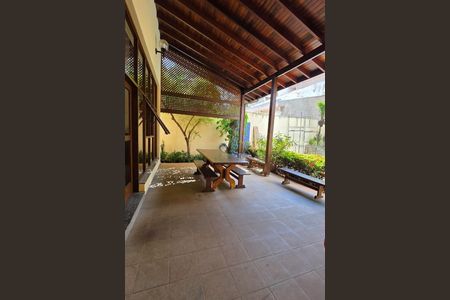 Casa de condomínio à venda com 373m², 4 quartos e 4 vagas