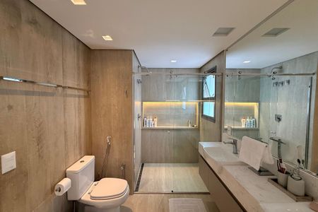 Apartamento à venda com 325m², 4 quartos e 6 vagas