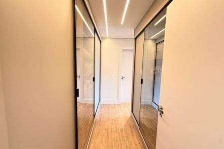 Apartamento à venda com 325m², 4 quartos e 6 vagas