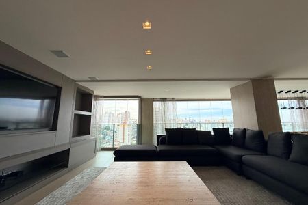 Apartamento à venda com 325m², 4 quartos e 6 vagas