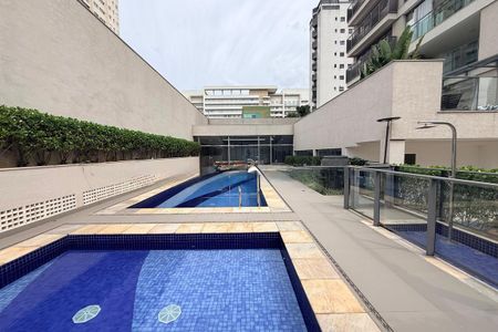 Apartamento à venda com 325m², 4 quartos e 6 vagas
