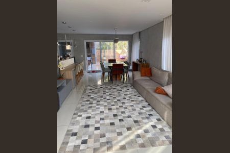 Casa de condomínio à venda com 200m², 3 quartos e 4 vagas Casa de condomínio à venda com 200m², 3 quartos e 4 vagasFoto 25