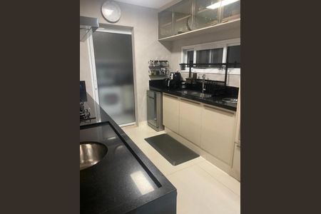 Casa de condomínio à venda com 200m², 3 quartos e 4 vagas Casa de condomínio à venda com 200m², 3 quartos e 4 vagasFoto 03