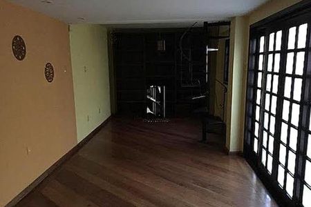 Casa à venda com 3 quartos, 160m² em Planalto Paulista, São Paulo