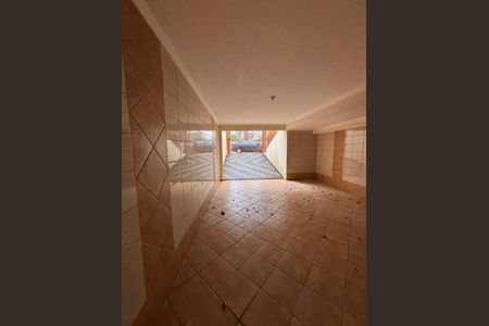 Casa para alugar com 200m², 3 quartos e 6 vagas