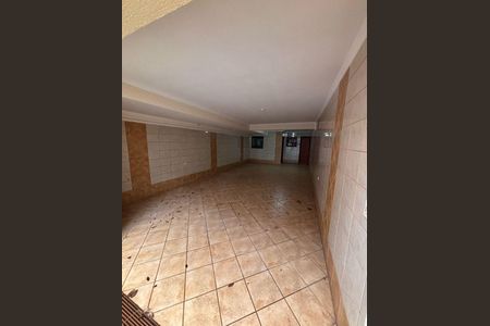 Casa para alugar com 200m², 3 quartos e 6 vagas