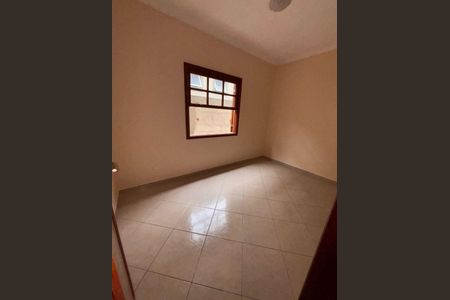 Casa para alugar com 200m², 3 quartos e 6 vagas