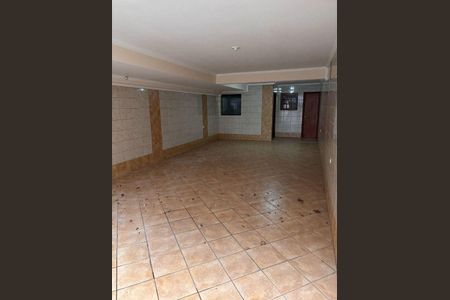 Casa para alugar com 200m², 3 quartos e 6 vagas