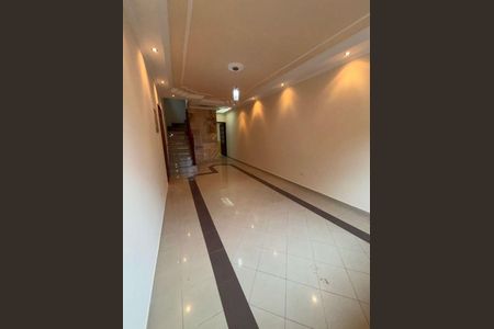 Casa para alugar com 200m², 3 quartos e 6 vagas