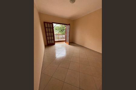 Casa para alugar com 200m², 3 quartos e 6 vagas