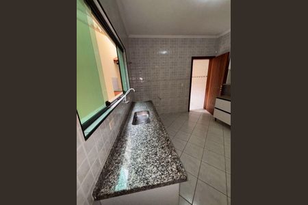 Casa para alugar com 200m², 3 quartos e 6 vagas