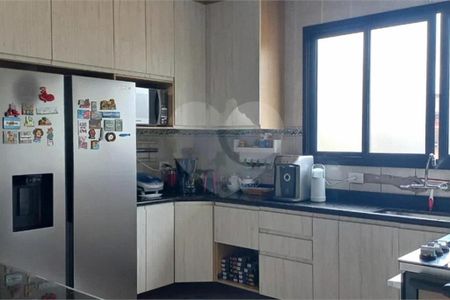 Casa à venda com 130m², 3 quartos e 2 vagas
